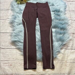 Y/osemite James Perse Performance Maroon Leggings